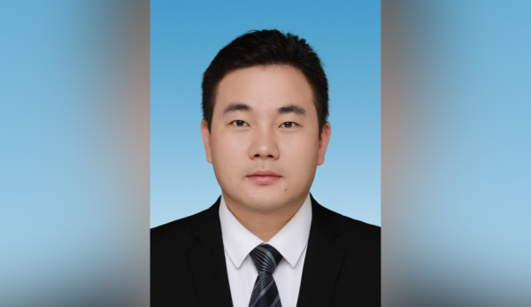 稳拿证券 “85后”张东方当选县长_大皖新闻 | 安徽网